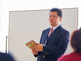 赤羽 利夫